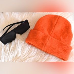 Olive & Pique
“Dallas” Beanie
(Red-Orange)